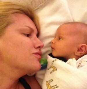 Alice Evans Instagram - My phone sending me some crazy wonderful memories tonight! 😍

#september #september2013 #baby #👶