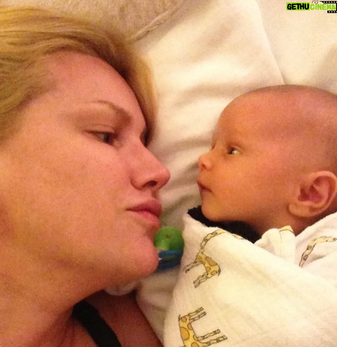 Alice Evans - 3.1K Likes - My phone sending me some crazy wonderful memories tonight! 😍
#september #september2013 #baby #👶