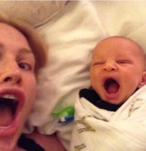 Alice Evans Instagram - My phone sending me some crazy wonderful memories tonight! 😍

#september #september2013 #baby #👶