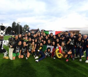Alisha Lehmann Instagram - Champiooooooonssssss 🤍🖤
