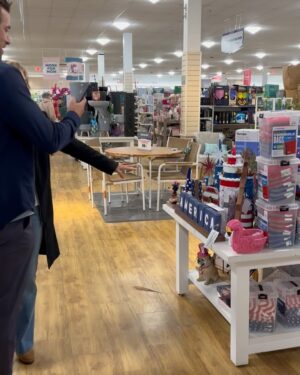 Alisyn Camerota Instagram - So, i thought we were going to @homegoods to find a bookcase for our Sanity studio. Clearly @davebriggstv had other plans. Little did I know he considers this place his nirvana. We never did get a bookcase, but hey, we did find a giant pizza totem…or something. 
#sanity #studiodecor #homegoods