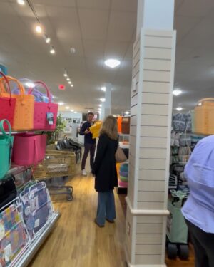 Alisyn Camerota Instagram - So, i thought we were going to @homegoods to find a bookcase for our Sanity studio. Clearly @davebriggstv had other plans. Little did I know he considers this place his nirvana. We never did get a bookcase, but hey, we did find a giant pizza totem…or something. 
#sanity #studiodecor #homegoods