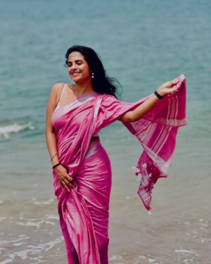 Amruta Dhongade Instagram - 🌸
.
.
.
#amruta #dhongadeamruta #dhongadepics #amrutadhongadeofficial #amrutadhongadefc