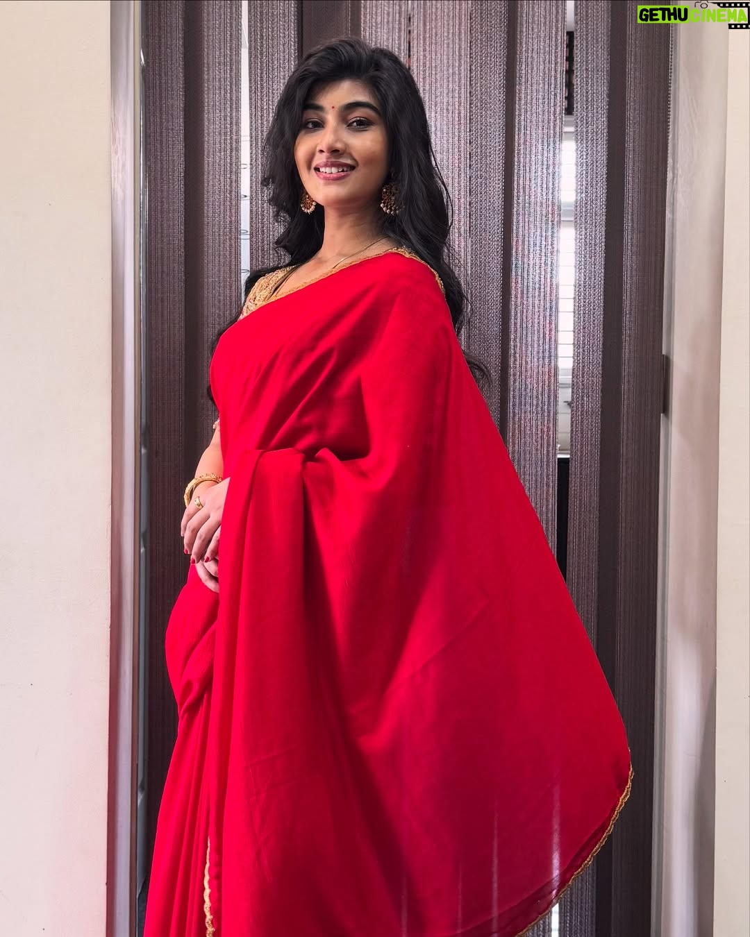 Amrutha Prem - 91.6K Likes - ❤️✨
Thankyou
@maya_designer_studio_ @radheysdesignerstudio ❤️
@arushmakeover @kavya_makeover_m ✨