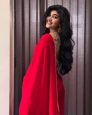 Amrutha Prem Instagram - ❤️✨

Thankyou 
@maya_designer_studio_ @radheysdesignerstudio ❤️
@arushmakeover @kavya_makeover_m ✨