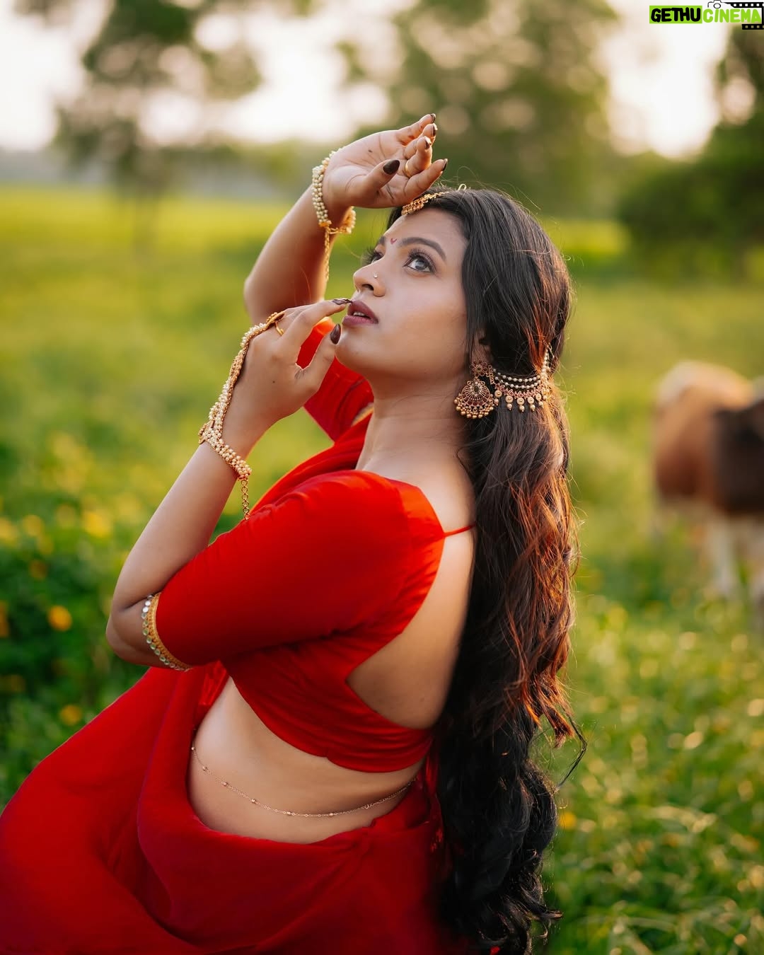 Amrutha Saju - 11.4K Likes - Radhika🦚
📸 @kunjippaaru
Mua: @pearlbeautyconsultant
Jewel: @goldencup_rental_jewellery