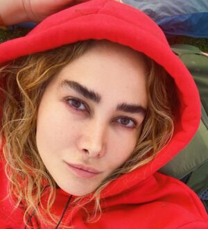 Ana Nemati Instagram - اگر آنقدر شجاع باشی که بگویی خداحافظ،

زندگی با سلامی تازه به تو پاداش خواهد داد.

#پائولو_کوئیلو 
#آناهیتا_نعمتی #آنالما #طبیعت #عشق_بی_قید_و_شرط #لحظه #یادگاری #سفر_زمینی