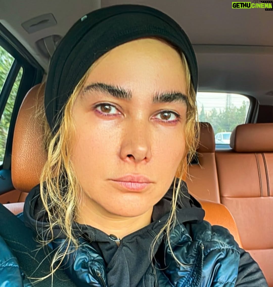 Ana Nemati - 3 Likes - زمان در آن زمان ،در آن مکان ،در آنِ بودن ، زیستن ، نفس کشیدن در تجربه های ناب ،در مسیری پر از نور پر از رنگ 🪬
#time #partoflife #runing #annanemati #qoutsofmylife #annalema #annalema0 #onmyway #annahitanemati #lifestyle #naturerunning #shotarunteam
🕊️🌱🌀🏃🏻♀️➡️
#زمان #بودن_در_آن_زیستن #آنالما #آناهیتانعمتی #آنا_نعمتی #قصه_زندگی #دویدن #شاطران #دویدن_در_طبیعت #سبک_زندگی #راه_من #دنیای_من
عکس زیبای ۱: سپاس از #داوود_شیرخانی 🕊️