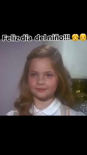 Ana Patricia Rojo Instagram - Feliz día a todos!! Que tu niño interior se sienta amado, respetado y cuidado por ti, que podamos seguirnos riendo por cualquier cosa y sorprendiendo por la belleza.. #anapatriciarojo #felizdiadelniño💕
