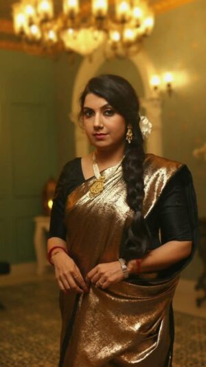 Anamika Singh Instagram - Dr. Anamika Singh - Phero Na Najar Se (Cover)
@itsamittrivedi @sireeshabhagavatula @tripti_dimri @babil.i.k @netflix_in @kausarmunir ♥️
Aasha karti hoon Aap sabhi logon ko ye gana pasand aayega. 🌸 #qala #hindishayari #songs #song #songwriter #bolly #bollywood #amittrivedi #love #peace #happy #happiness #viralvideos #réel #reelsvideo #reelitfeelit #viral #viralreels @viralbhayani