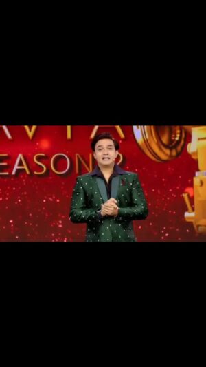 Anamika Singh Instagram - Promo Of 'Suron Ke Eklavya' season 2 . बतौर अतिथि निर्णायक उपस्थिति रही। एपिसोड 2 फरवरी को शाम 7 बजे दूरदर्शन डीडी नेशनल चैनल पर प्रसारित होगा। टीम का बहुत बहुत धन्यवाद 🎊🥳🙏
#singerlife #singer #hindisongs #suronkaeklavya #newreels #newshow #guest #BollywoodHits #BollywoodMusic #HindiSongs #song