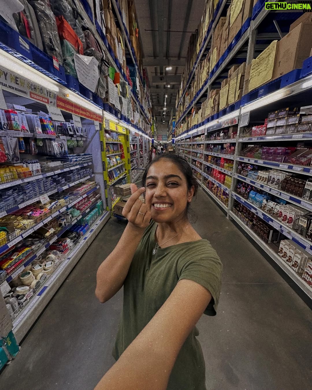Ananya Amar - 5.5K Likes - April Phool ! ❤️
.
.
#beingbujji #ananyaamar #april