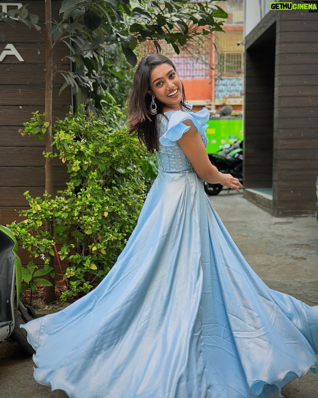 Ananya Amar - 8.2K Likes - 'Sin'drella 🥿