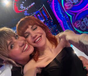 Andrea Guasch Instagram - Volver a casa. 

¡Gracias gracias gracias!

@tucaramesuena 
@mikelherzog_jr 
@gestmusic 
@antena3com 

@tinet_rubira 
@ismaelagudo 
@iasiain 
@campru 
@laiavidale 
@titofuentesm 
@borjadlv 
@kuranda_agencia 

Fotos de @joseirun_fotografia
