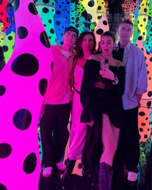 Anesa Lipa Instagram - Spinning memories 🇦🇺❤️🐨✨