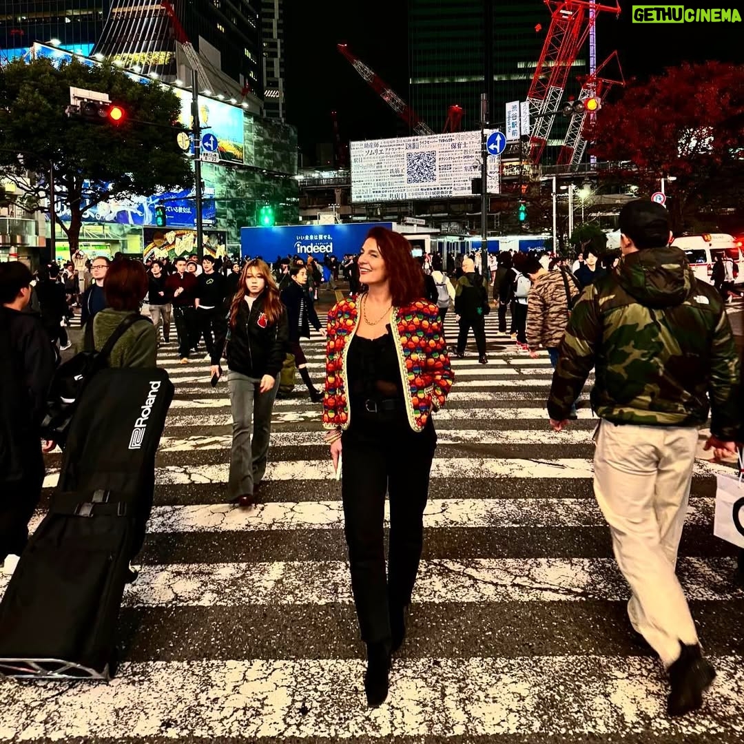 Anesa Lipa - 9.8K Likes - 💌 Tokyo ❤️