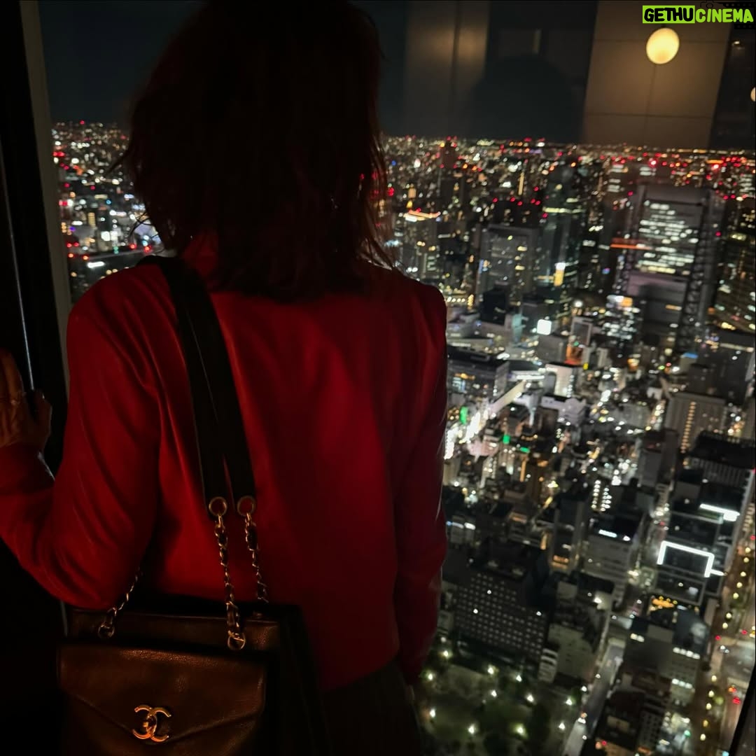 Anesa Lipa - 9.8K Likes - 💌 Tokyo ❤️