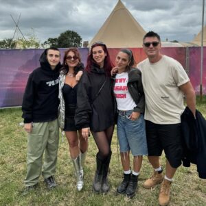 Anesa Lipa Instagram - Best weekend ever!!
Glastonbury & My Birthday!!
❤️🎪❤️🎪❤️