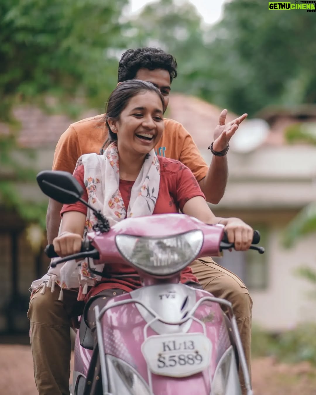 Anishma - 14K Likes - ഒരു വർഷം..
The best thing happened in my life❤️
📷 @adarsh_sadanandan_