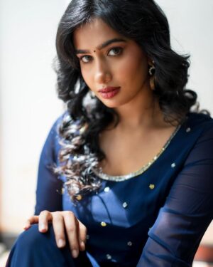 Anjali Anish Instagram - Manada Kadalu Promotions 🧞‍♂️
.
.
Photos by @nithishayyod 
Make up by @prettyumakeovers 
Hair by @stylingbyafreen