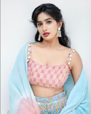 Anjali Anish Instagram - Trailer Launch Day 🚀🧜🏻‍♀️
.
Photos by @nithishayyod 
Outfit by @niharikavivek 
Makeup by @makeoverby_raj 
Hair by Sushma