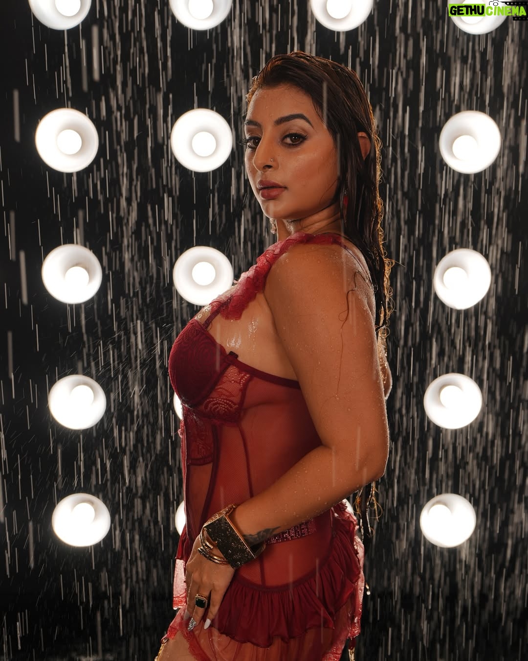 Ankita Dave - 74.7K Likes - ❤️🫶🏻