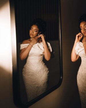 Anna Banner Instagram - IFENKILI ❤️

Bridal dress @nelo.woman 
Makeup @glowwithlilian 
Hair stylist @hairbybube_ 
Content Creator: @durrode
Photography: @streetically