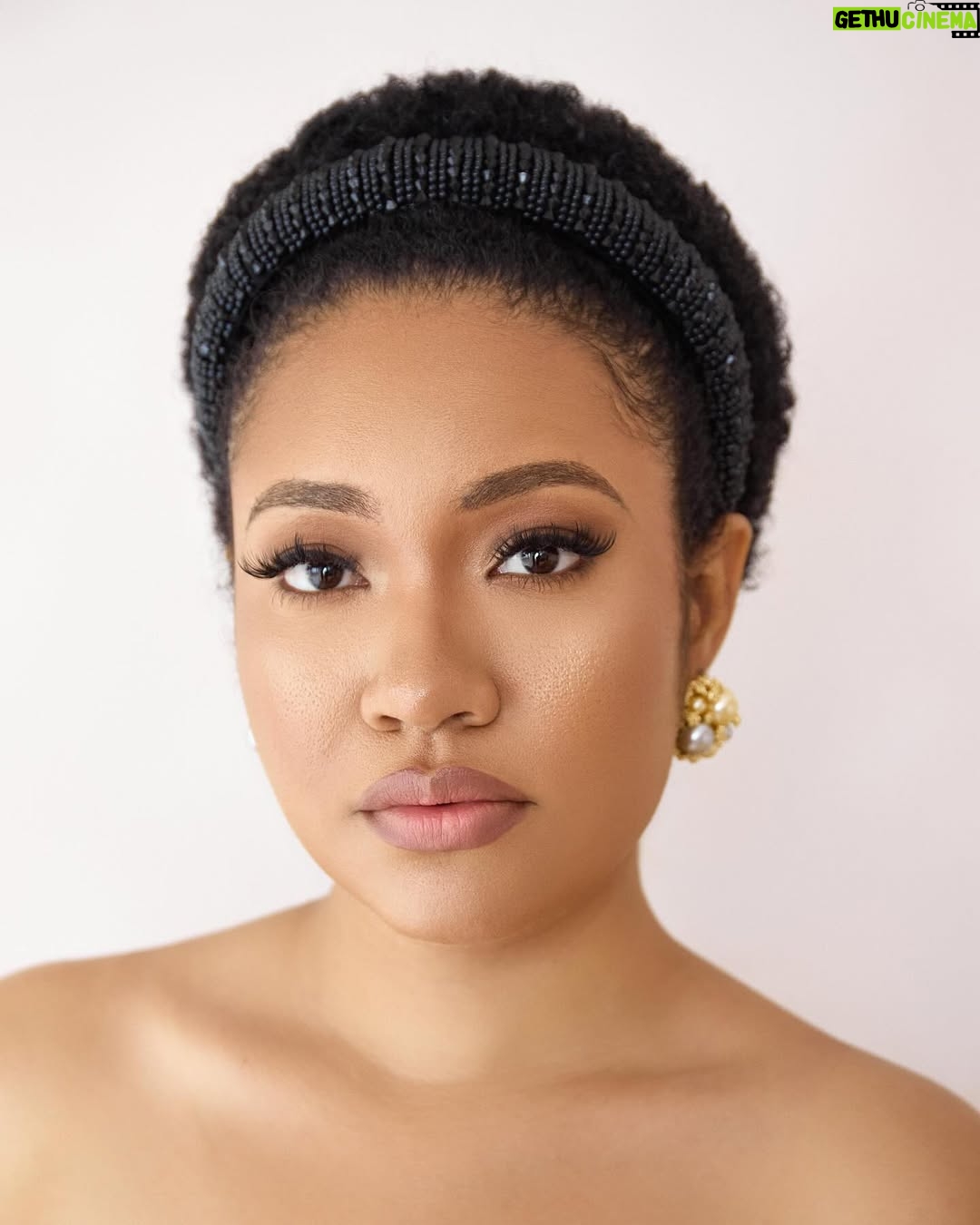 Anna Banner - 10.1K Likes - ABBA’s Daughter ❤️
•
•
•
Makeup @dmannysglow
Photography @peter_stonee