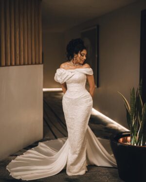 Anna Banner Instagram - IFENKILI ❤️

Bridal dress @nelo.woman 
Makeup @glowwithlilian 
Hair stylist @hairbybube_ 
Content Creator: @durrode
Photography: @streetically