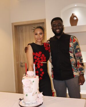 Anna Banner Instagram - It was in such a beautiful atmosphere with my family and loved ones! 
The surprise Queen was surprised 😩 led by @slimzobs 
Thank you to everyone who was part of my day🥰
•
I actually thought I was just going to have dinner with my ❤️
and then boom!!! Surprise!!😆🥰
#ifenkili ❤️
•
•
Two piece @nelowoman.rtw 
Makeup @glowwithlilian 
Hair @hairssence
