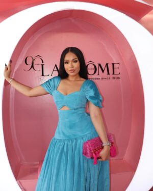 Anna Banner Instagram - The other day with @lancomeofficial X @pause_cafeespressobar for Mother’s Day 💝
Thank you @redrickpr 
#mymini&i #mummydaughtertime 

•
Sofia’s dress @lovestorybyanna 
Dress @rendollofficial 
Make up @glowwithlilian 
Jpengs @gwl_shots