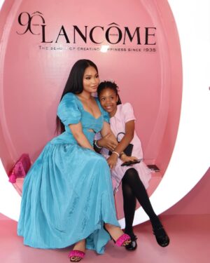 Anna Banner Instagram - The other day with @lancomeofficial X @pause_cafeespressobar for Mother’s Day 💝
Thank you @redrickpr 
#mymini&i #mummydaughtertime 

•
Sofia’s dress @lovestorybyanna 
Dress @rendollofficial 
Make up @glowwithlilian 
Jpengs @gwl_shots