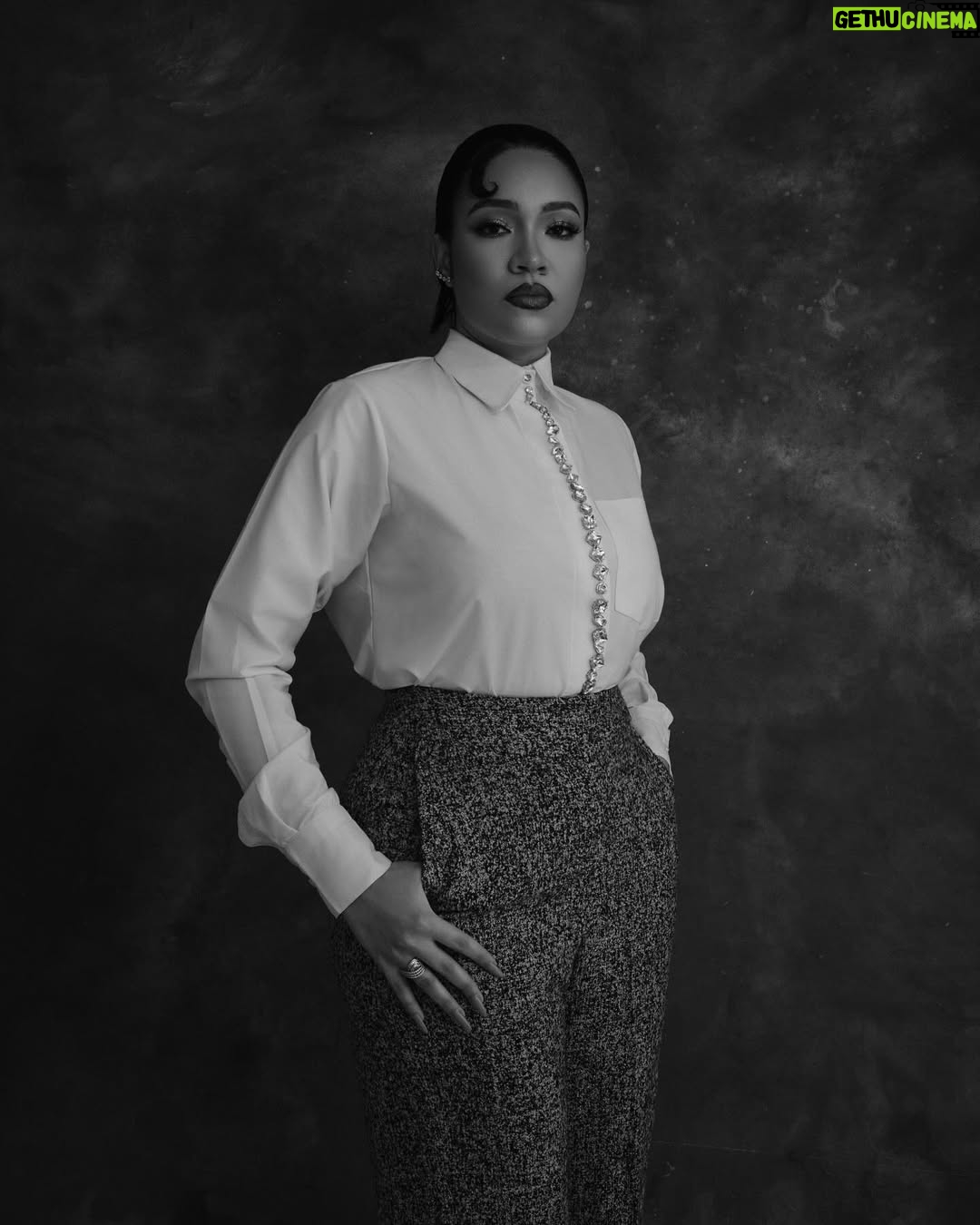 Anna Banner - 12.1K Likes - ABBA’s Daughter ❤️
•
Happy Birthday Anna B!
#february18th #aquarius #queen
•
•
•
Fit @nelo.woman
💄 @glowwithlilian
Hair @hairssence
Photography @peter_stonee