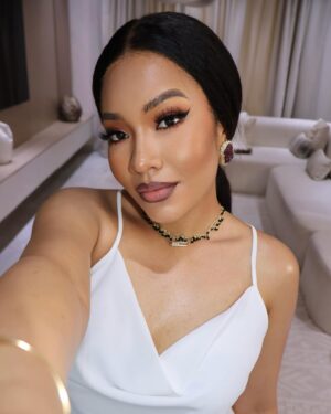 Anna Banner Instagram - Levitating in beauty 💕
•
Song and caption by Sofia 😆
•
It was such an honor to be hosted by @onewellnesswh for a delightful Mother’s Day brunch ❤️
•
Pink petal skirt from @nelowoman.rtw 
White top from @beigeandgreyng 
Make up @glowwithlilian 
Jpeng @gwl_shots