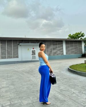 Anna Banner Instagram - @beigeandgreyng baddie☺️🤭🥰
•
•
Outfit from @beigeandgreyng