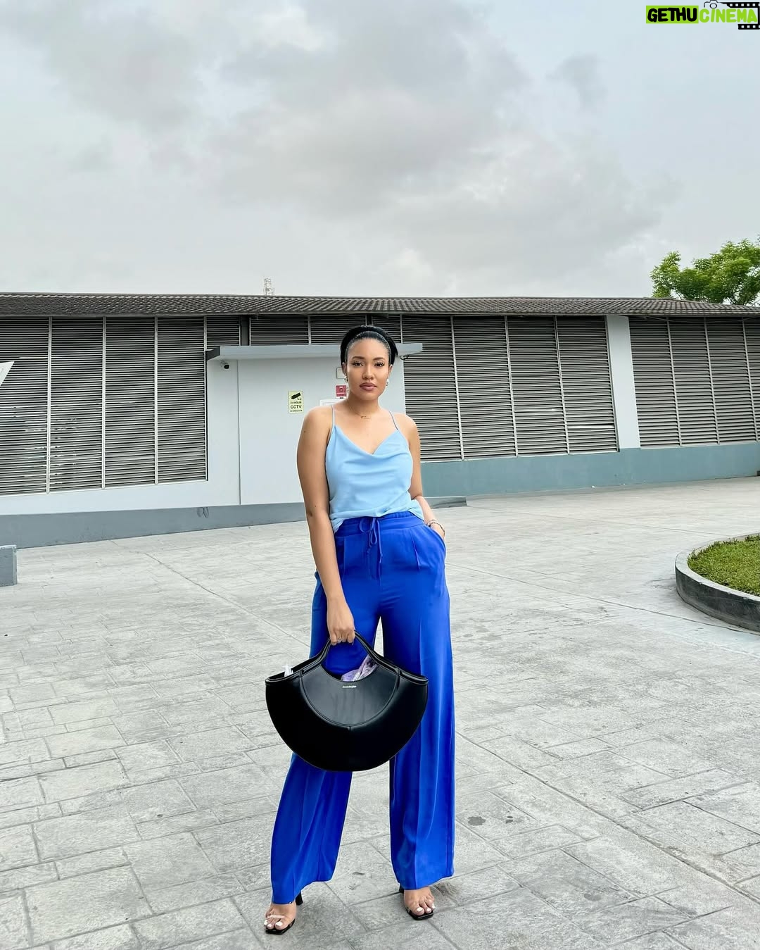Anna Banner - 7.3K Likes - @beigeandgreyng baddie☺️🤭🥰
•
•
Outfit from @beigeandgreyng