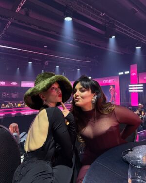 Annet Charitonova Instagram - moje devitilety ja would never believe 🥹 love you @ewa_farna93