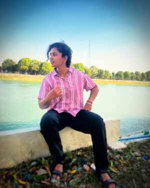 Anuja Mule Instagram - तुमच्या नजरेत जेवढी आमची लायकी, तेवढीच तुमच्यासाठी आमच्या हृदयात जागा...✌️🙏💯
विषय संपला...💯💐 

#insta #instagram #instamood #instapic #instapost #instapic #instamood #instagood #viral #viralvideos #creator #contentcreato❣️