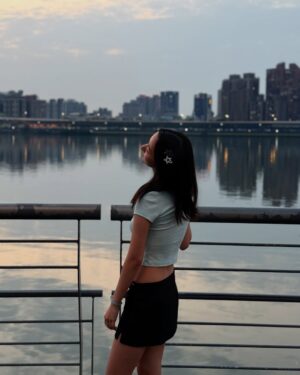 Arlena Chang Instagram - 某天 我不再是一個需要答案的人

🎧llıllıı