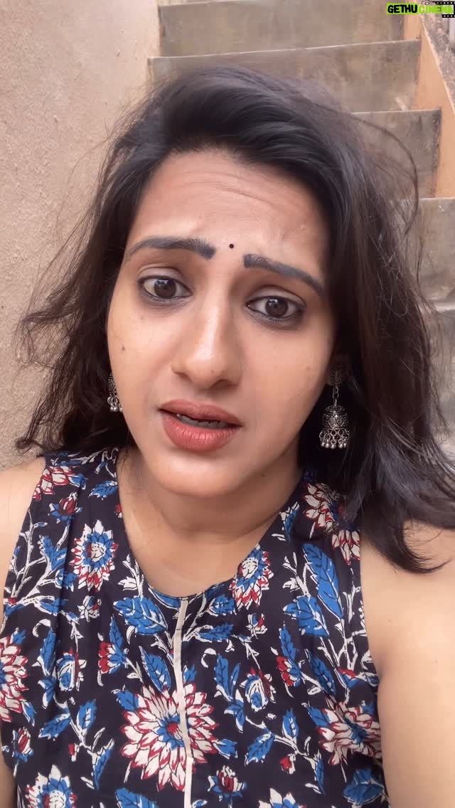 Asha Rajagopal - 1.7K Likes - Yappa Entha jana idaro 😂😂

#reels #reelsinstagram #instagram #explore #instadaily #instagood #explorepage #instamood #trending #viral #viralvideos #reelsvideo #trendingreels #reelkarofeelkaro #karnataka #kannada #asharajagopal