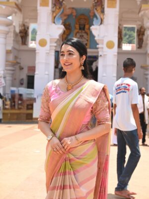 Ashwithi Shetty Instagram - No one above God🧿❤️ Remember when everyone fails to stand by you he will never 🧿❤️ Good people will always be blessed 😇 
.
Pc @athul_capture
Blouse @viha.alankar