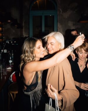 Athina Oikonomakou Instagram - Blessed 🥹 #mybirthdayparty #friendsforlife❤️ 
📸 @amaliakovaiou