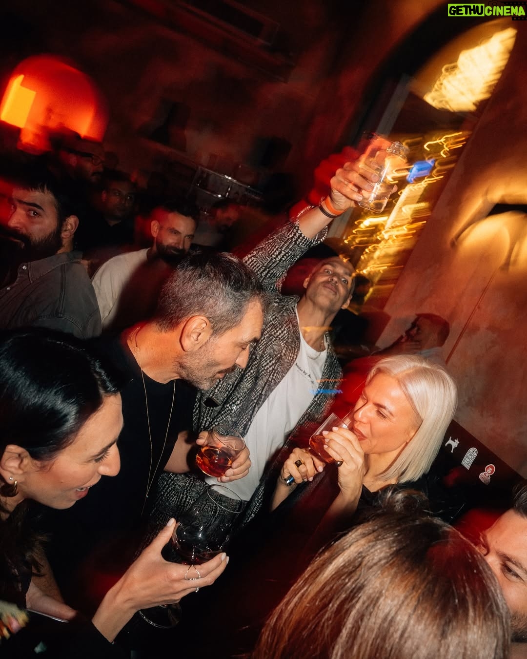 Athina Oikonomakou - 38K Likes - Blessed 🥹 #mybirthdayparty #friendsforlife❤️
📸 @amaliakovaiou