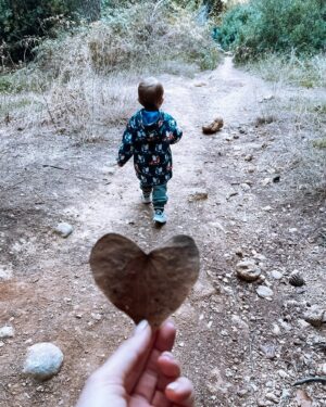 Athina Oikonomakou Instagram - Χαρά μου, ζωή μου, αντράκο μου, Μαξιμάκο μου♥️🥹
7 χρόνια από τη μέρα που η ζωή μου άλλαξε για πάντα..
7 χρόνια από τη στιγμή που σε κράτησα στην αγκαλιά μου και ένιωσα αγάπη όπως ποτέ ξανά. Κάθε μέρα μαζί σου είναι ένα δώρο, μια περιπέτεια, μια υπενθύμιση του πόσο ευλογημένη είμαι που είμαι η μαμά σου🙏🏼 Χρόνια πολλά πλάσμα μου υπέροχο🎂🎉🎁! Είσαι το φως που γεμίζει τις μέρες μου και η αγάπη που δεν χωράει σε λέξεις. Σε λατρεύω!!