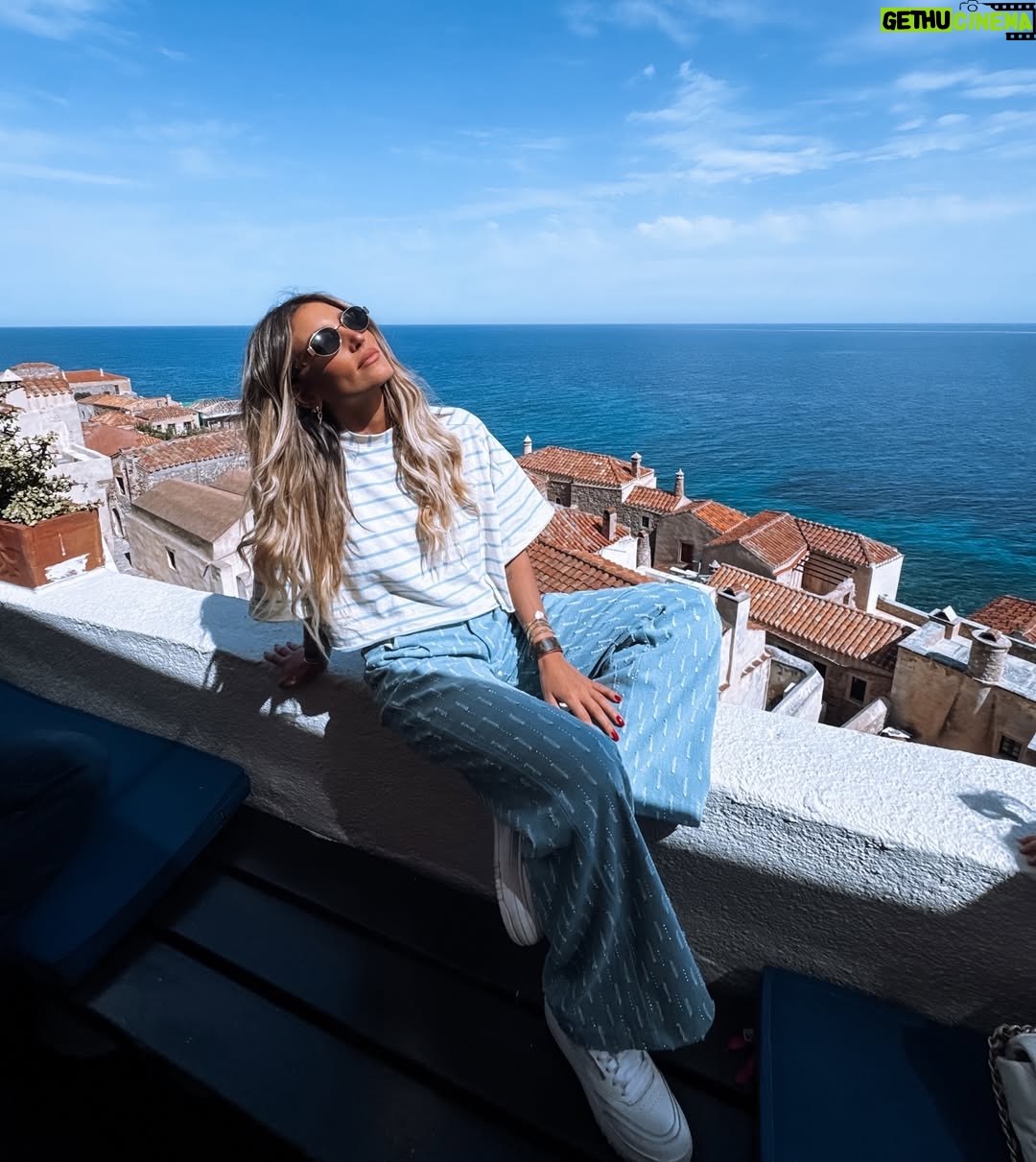 Athina Oikonomakou - 33.5K Likes - Μονεμβασιά 🏰🩶 #monemvasia #vacation #family #friends #greece