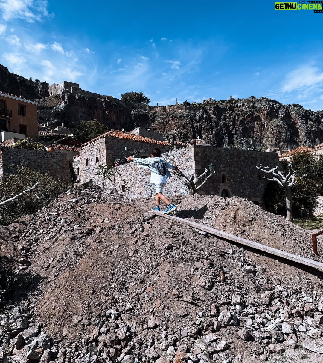 Athina Oikonomakou - 33.5K Likes - Μονεμβασιά 🏰🩶 #monemvasia #vacation #family #friends #greece