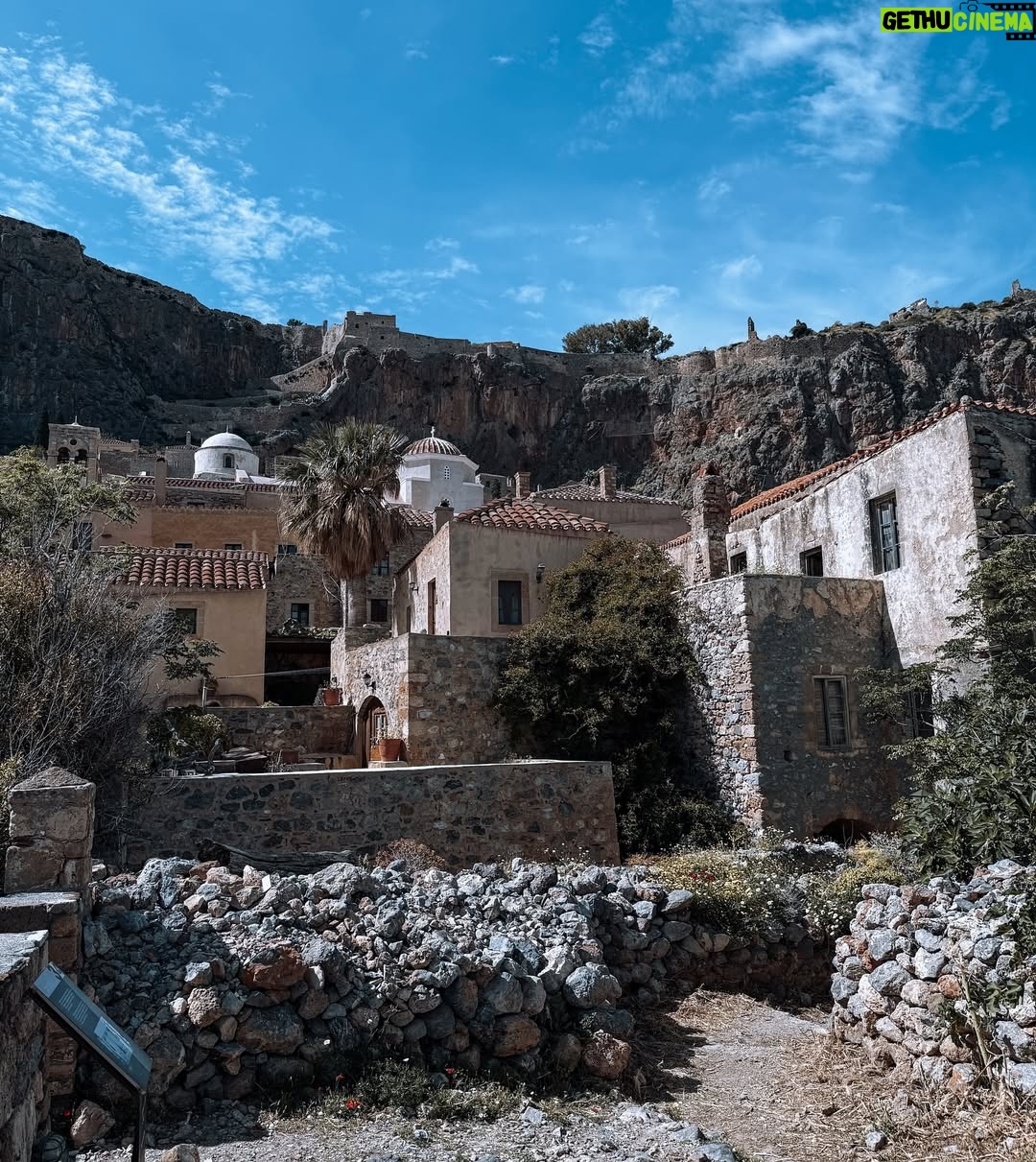 Athina Oikonomakou - 33.5K Likes - Μονεμβασιά 🏰🩶 #monemvasia #vacation #family #friends #greece