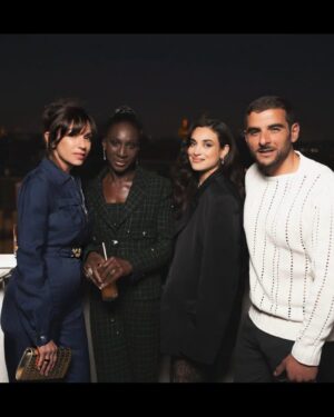 Aure Atika Instagram - Un bleu de travail en soie pour une soirée étoilée…

Merci pour ce magnifique #ledinerducinema @albane.cleret @madamefigarofr @chopard @anneflorenceschmitt @richardgianorio 
📷 @jeanpicon 
👗 @eliesaabworld
💄 @valthery 
💇‍♀️ @desbant
@charlottetourret