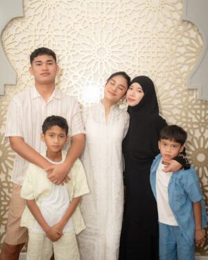 Azizah Salsha Instagram - Eid Mubarak recap✨🤍