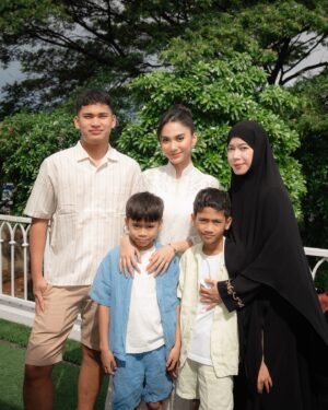 Azizah Salsha Instagram - Eid Mubarak recap✨🤍